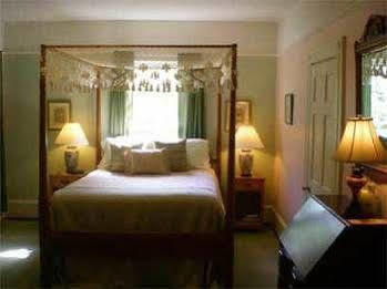 Oak Manor Inn Hartsville Dış mekan fotoğraf