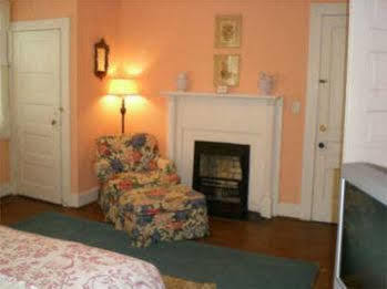 Oak Manor Inn Hartsville Dış mekan fotoğraf